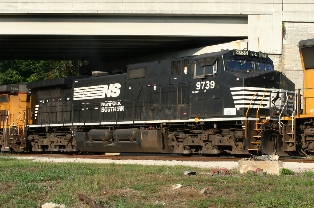 NS 9739 on X601